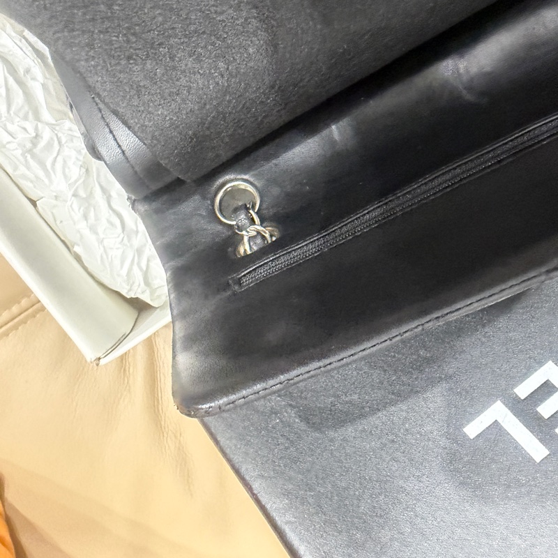 大全配🈶購證❤️ 香奈兒 #黑銀 #cf25 #羊皮 #中號 雙蓋雙鏈-50