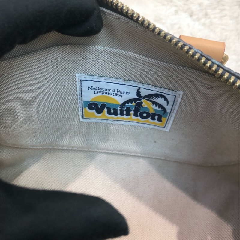 LV Keepall Bandouliere 25 XC138-15