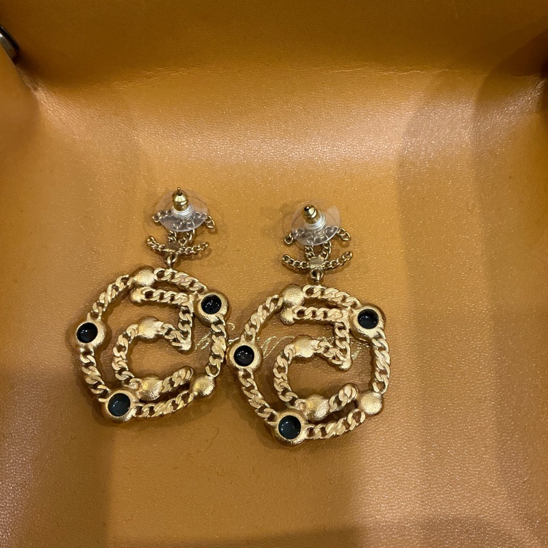 Chanel 復古金/黑白珍珠針式耳環-2