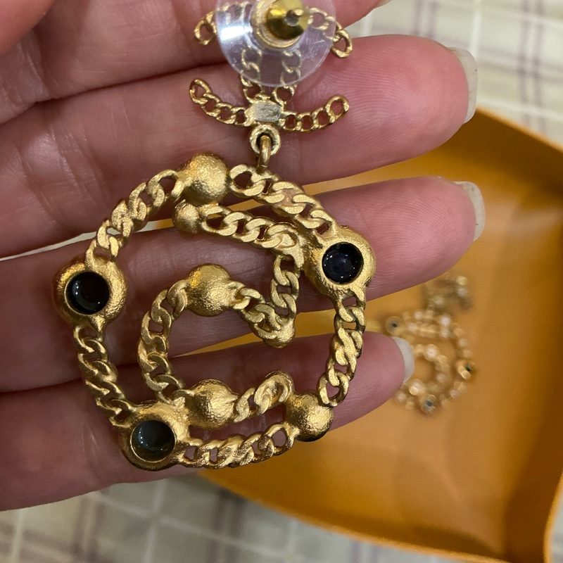 Chanel 復古金/黑白珍珠針式耳環-7
