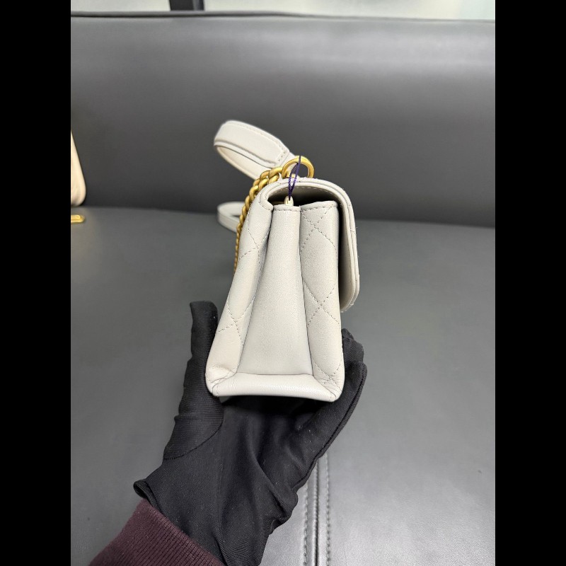 Chanel trendycc small 
灰色鏤空字母 小號-4