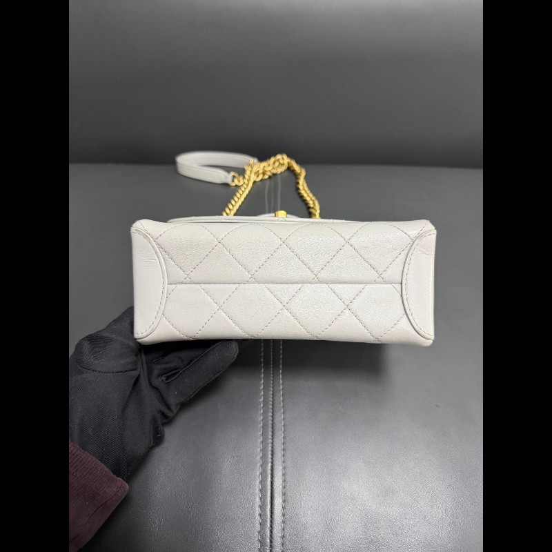 Chanel trendycc small 
灰色鏤空字母 小號-5
