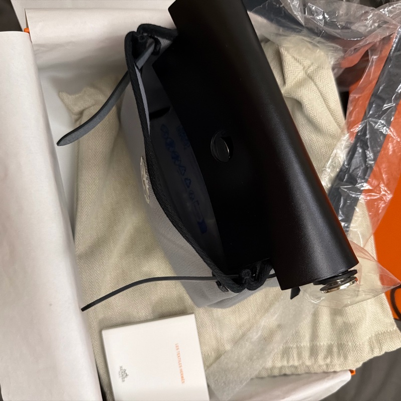 愛馬仕Mini Herbag 20 帆布拼黑色牛皮斜背包木偶灰-4