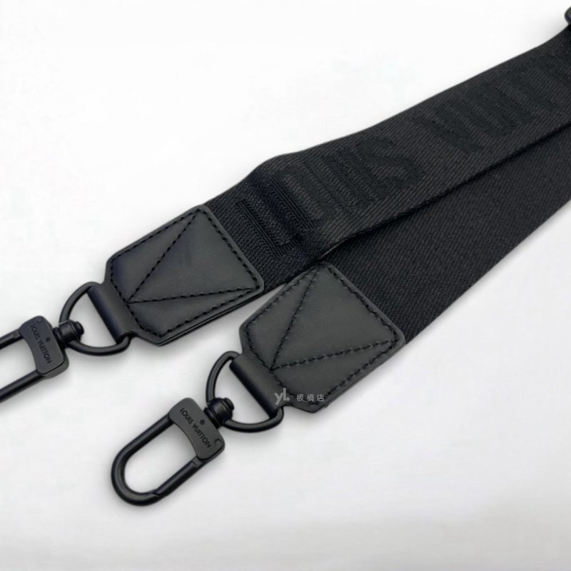 LV包包 Takeoff 黑牛皮郵差包M57080-6