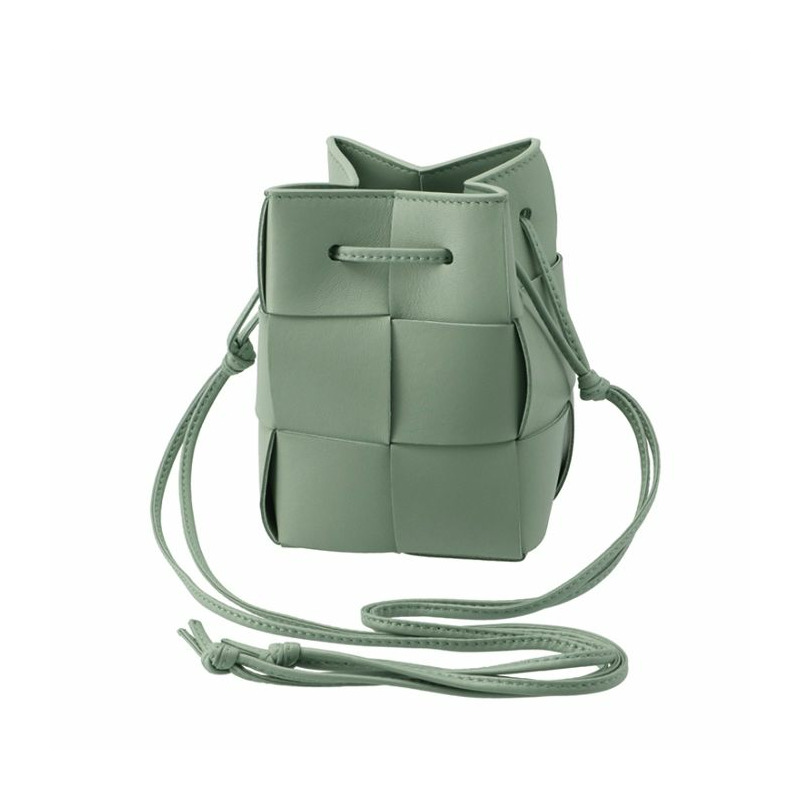 BOTTEGA VENETA Cassette 斜背包 680217 VCQC4 3403-1