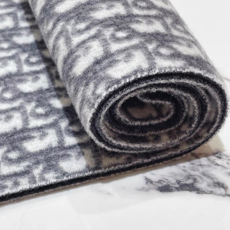 Dior迪奧雙面羊絨圍巾灰色-1