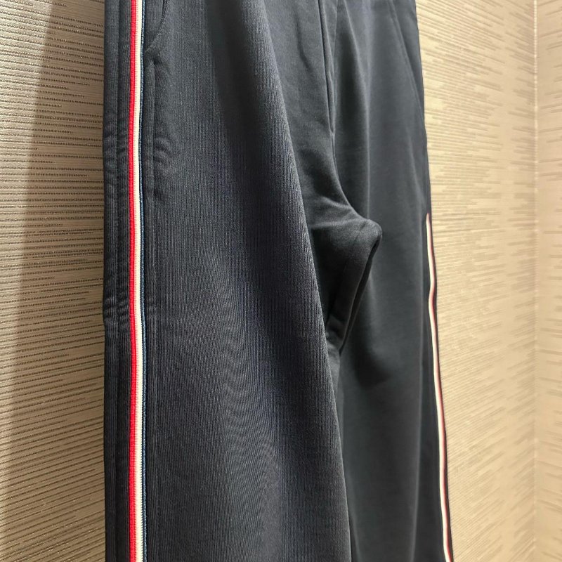 💎Han's house精品服飾💎moncler 彩條 logo 長褲 棉褲 現貨 青年款=28~32腰-3