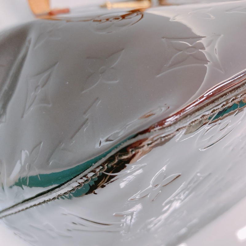 MS0416 LOUIS VUITTON 路易威登小號漆皮手拿包包BELLEVUE PM PATENT CALFSKIN-7