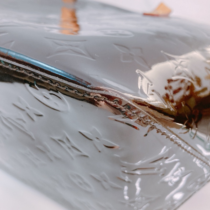 MS0416 LOUIS VUITTON 路易威登小號漆皮手拿包包BELLEVUE PM PATENT CALFSKIN-9