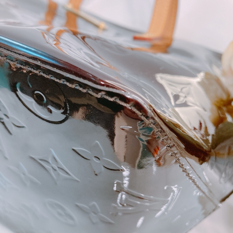 MS0416 LOUIS VUITTON 路易威登小號漆皮手拿包包BELLEVUE PM PATENT CALFSKIN-25