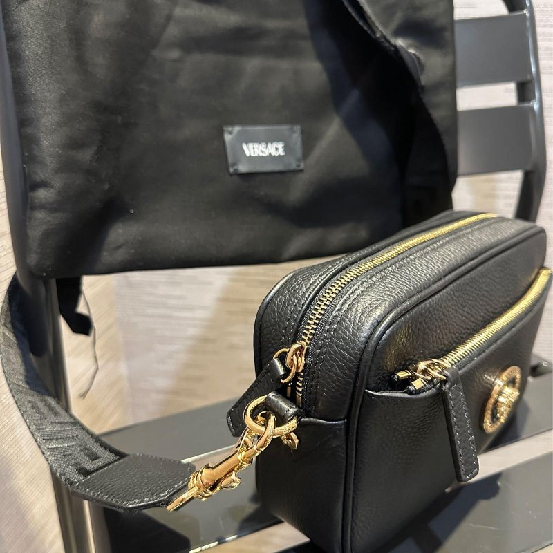 💎Han's house精品服飾💎VERSACE 凡賽斯 女神頭 頂級黑牌 小牛皮 兩用 腰包 側背包-5