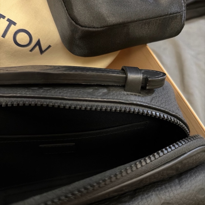 LV S Lock 郵差包M58489-9