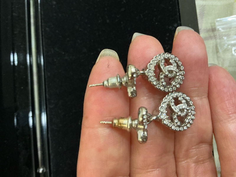 Chanel 蝴蝶結🎀滿鑽珍式耳環-8