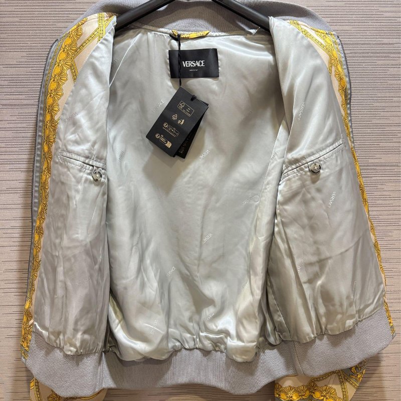 💎Han's house精品服飾💎VERSACE 凡賽斯 女神頭 頂級黑牌 巴洛克 飛行員 外套-7