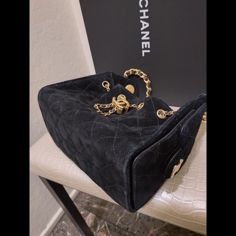 Chanel 金鍊黑麂皮迷你25包-4