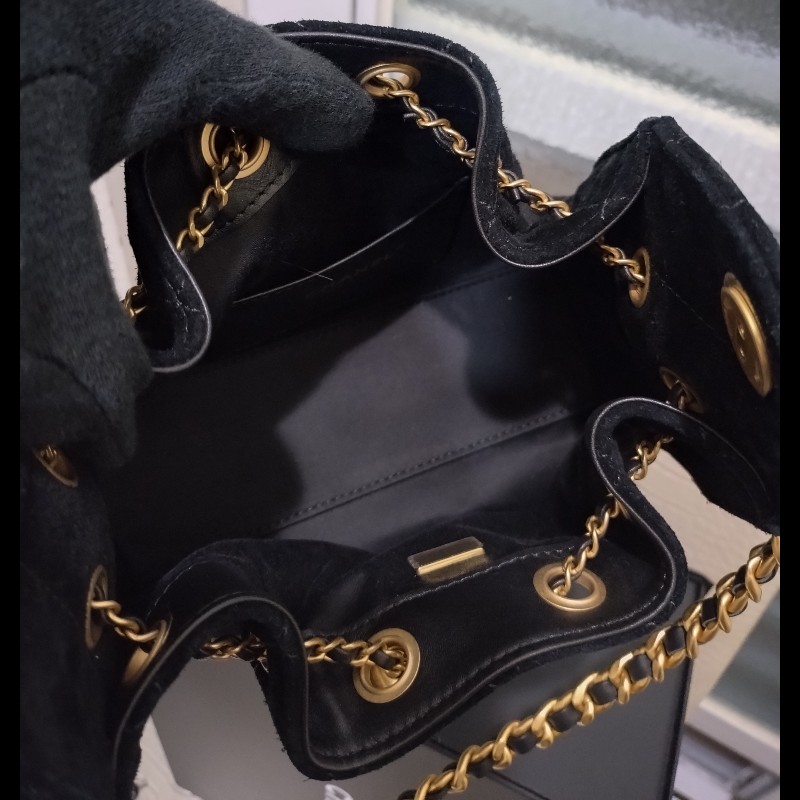 Chanel 金鍊黑麂皮迷你25包-14