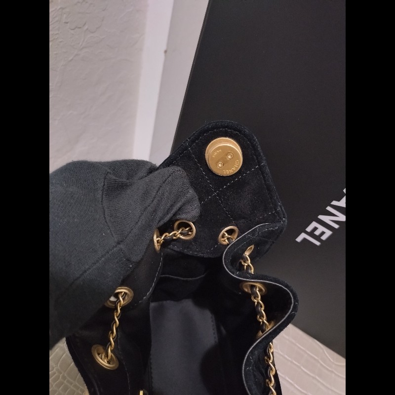 Chanel 金鍊黑麂皮迷你25包-16