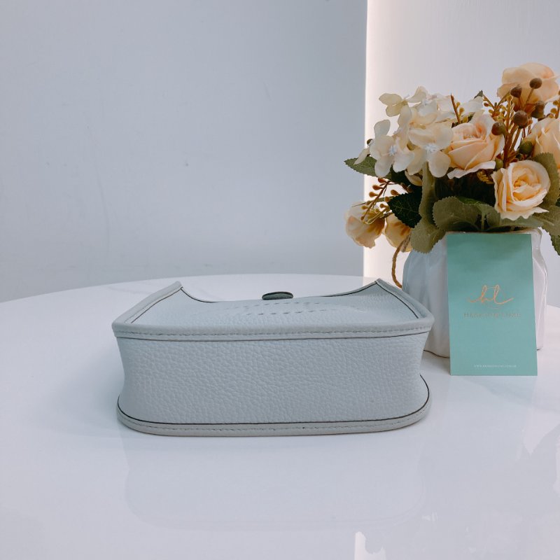 MS0420	Hermes 愛馬仕迷你斜挎包伊芙琳包聖杯藍銀扣Mini Evelyne TC 08 Bleu Pale x PHW-4