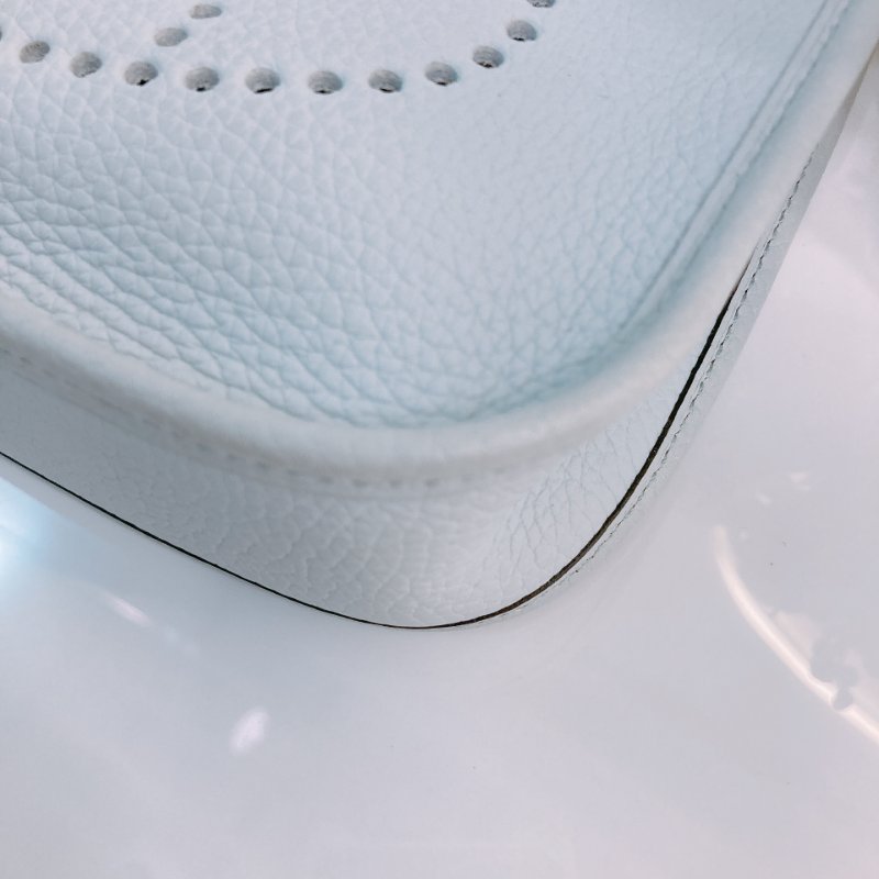 MS0420	Hermes 愛馬仕迷你斜挎包伊芙琳包聖杯藍銀扣Mini Evelyne TC 08 Bleu Pale x PHW-6