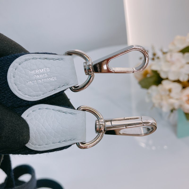 MS0420	Hermes 愛馬仕迷你斜挎包伊芙琳包聖杯藍銀扣Mini Evelyne TC 08 Bleu Pale x PHW-13