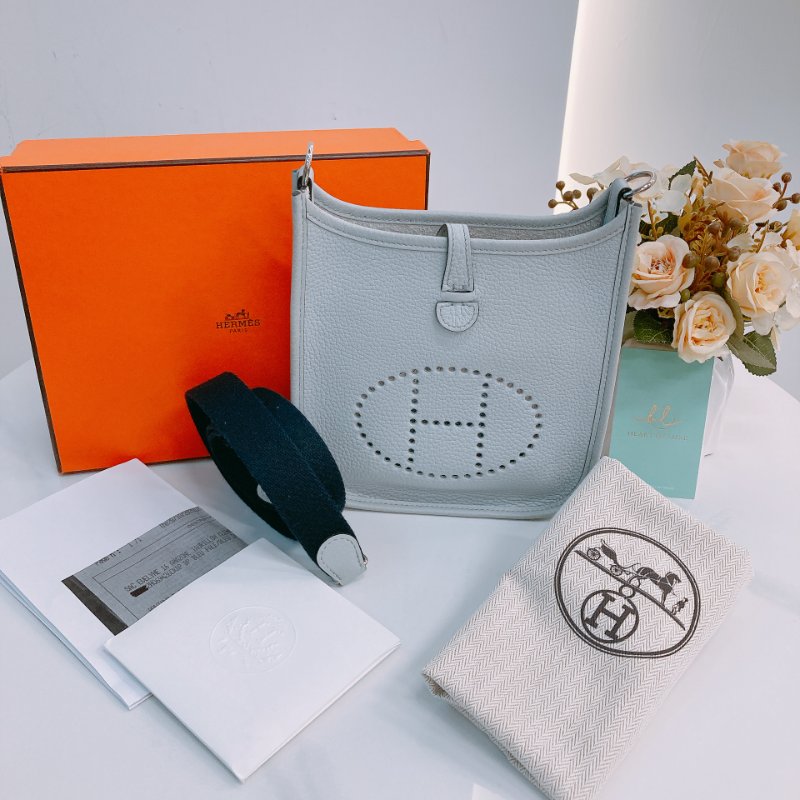 MS0420	Hermes 愛馬仕迷你斜挎包伊芙琳包聖杯藍銀扣Mini Evelyne TC 08 Bleu Pale x PHW-15