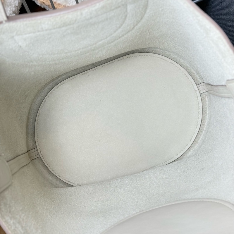 Hermes 菜籃豬鼻子🐽冰川白-11