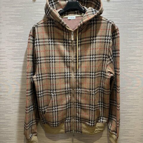 💎Han's house精品服飾💎 Burberry 刺繡 連帽 外套