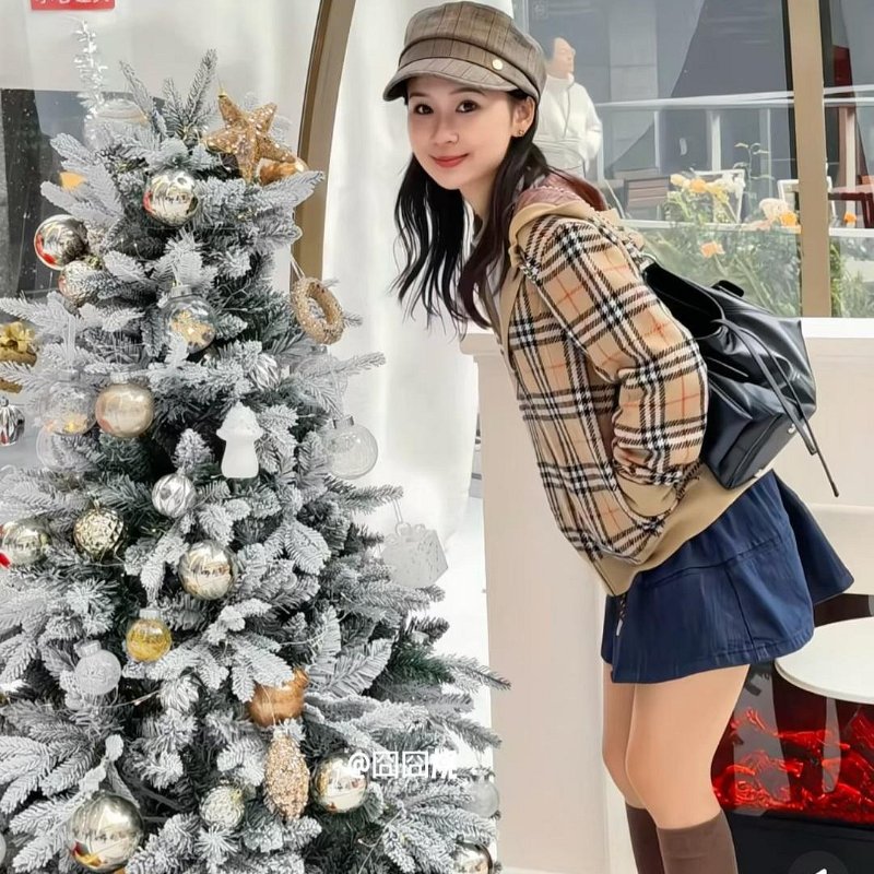 💎Han's house精品服飾💎 Burberry 刺繡 連帽 外套-8