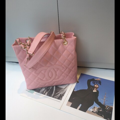 Chanel 金鍊粉荔枝皮小號豆腐包 tote bag