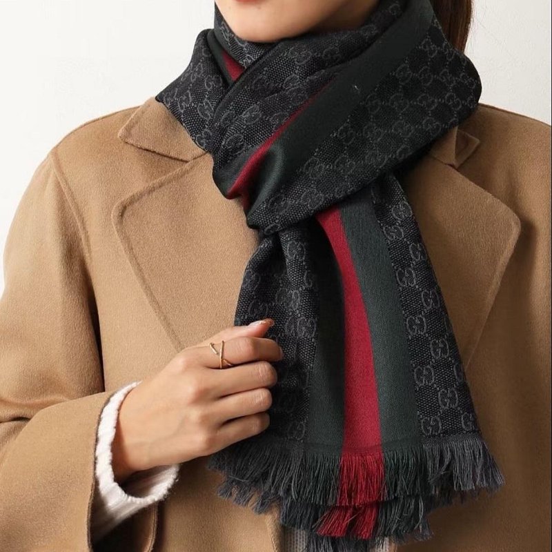 💎Han's house精品服飾💎 GUCCI 古馳 147351 男女均可 圍巾 披肩 190x37cm-7