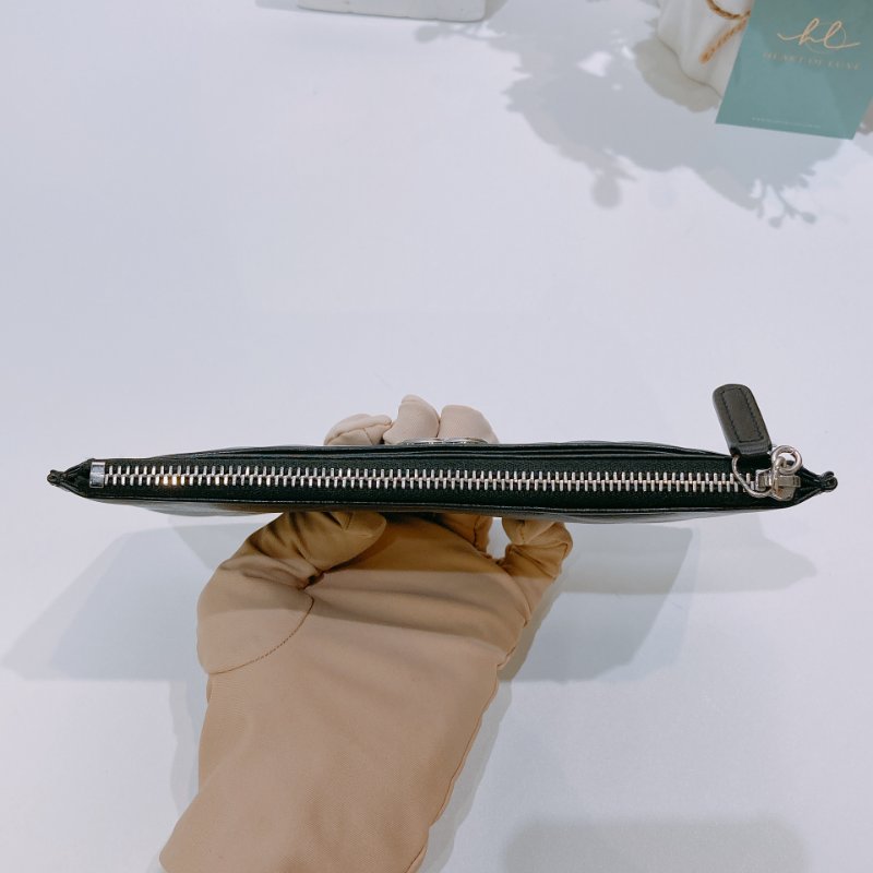 TW4611 Chanel 香奈兒 拉鏈長款卡包 黑色 Zipper Pouch Lambskin Black x PHW-4