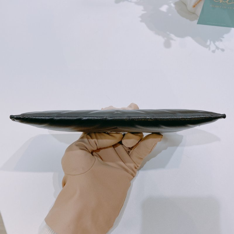 TW4611 Chanel 香奈兒 拉鏈長款卡包 黑色 Zipper Pouch Lambskin Black x PHW-5