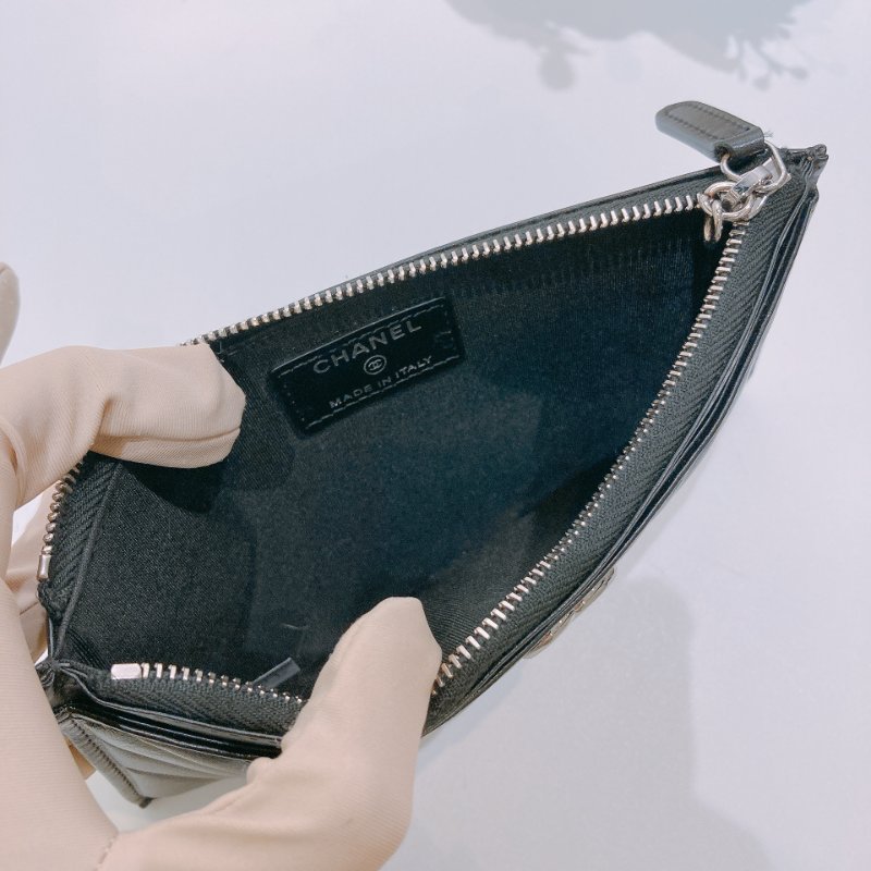 TW4611 Chanel 香奈兒 拉鏈長款卡包 黑色 Zipper Pouch Lambskin Black x PHW-12