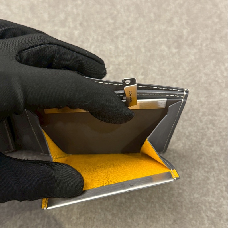 GOYARD灰色零錢袋短夾-8