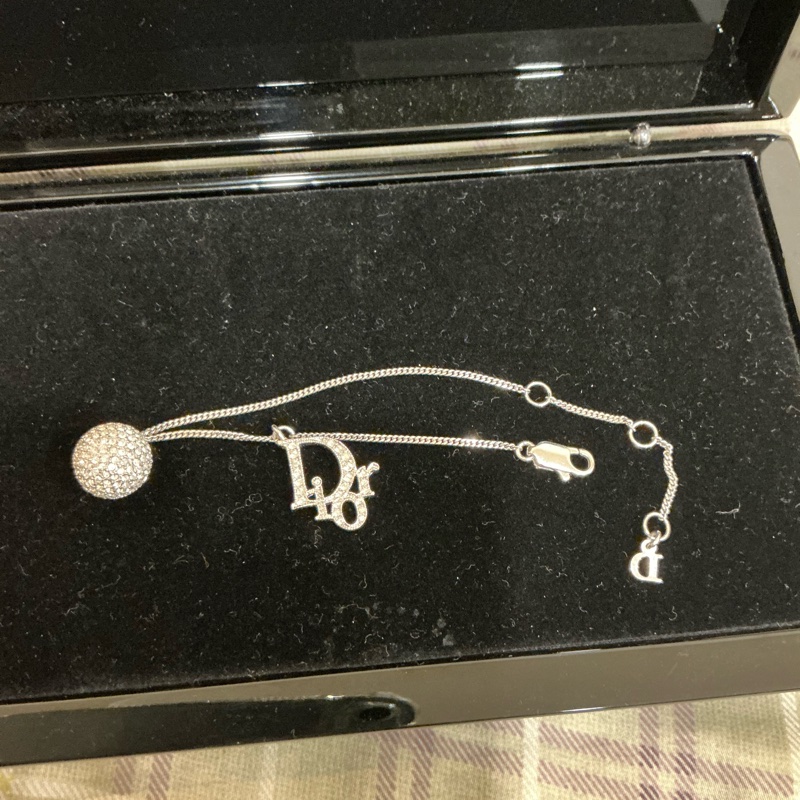 Dior 鑽飾手環-1