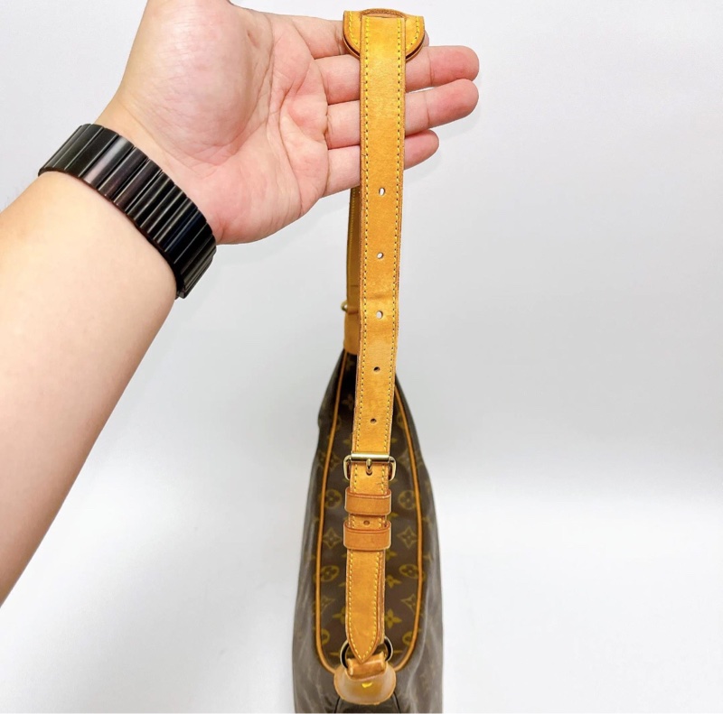 【超高性價比✨90%新✨有塵袋】LV中古大號牛角包 Boulogne 35-6