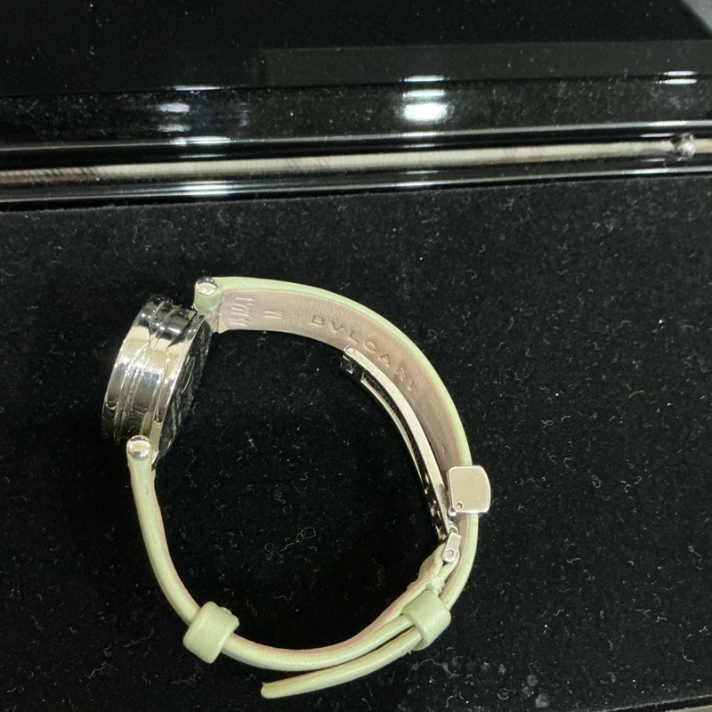 寶格麗 牛油果綠時英表-4