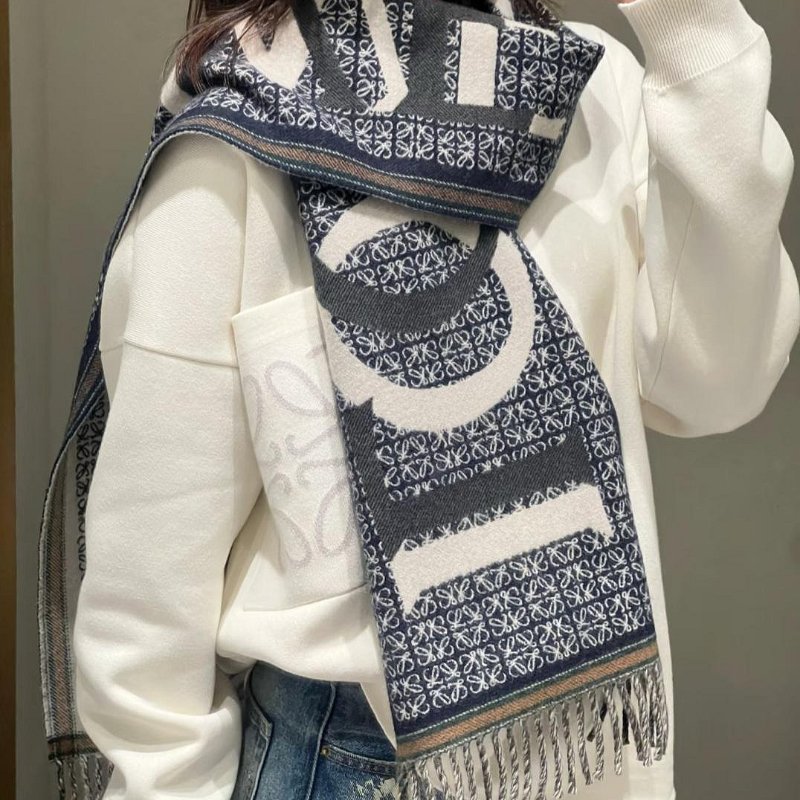 💎Han's house精品服飾💎LOEWE 雙面用 圍巾-3