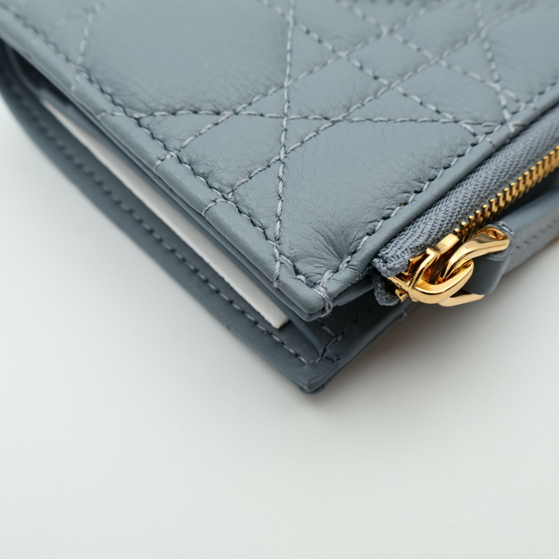 Dior 牛皮皮革Wallet金扣錢包-10