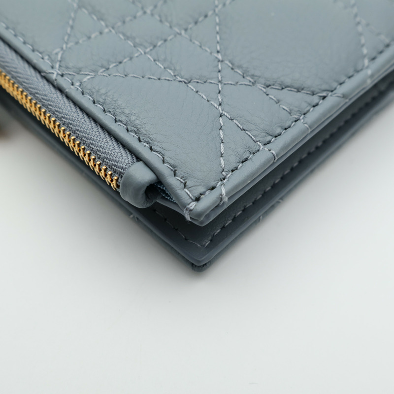 Dior 牛皮皮革Wallet金扣錢包-11