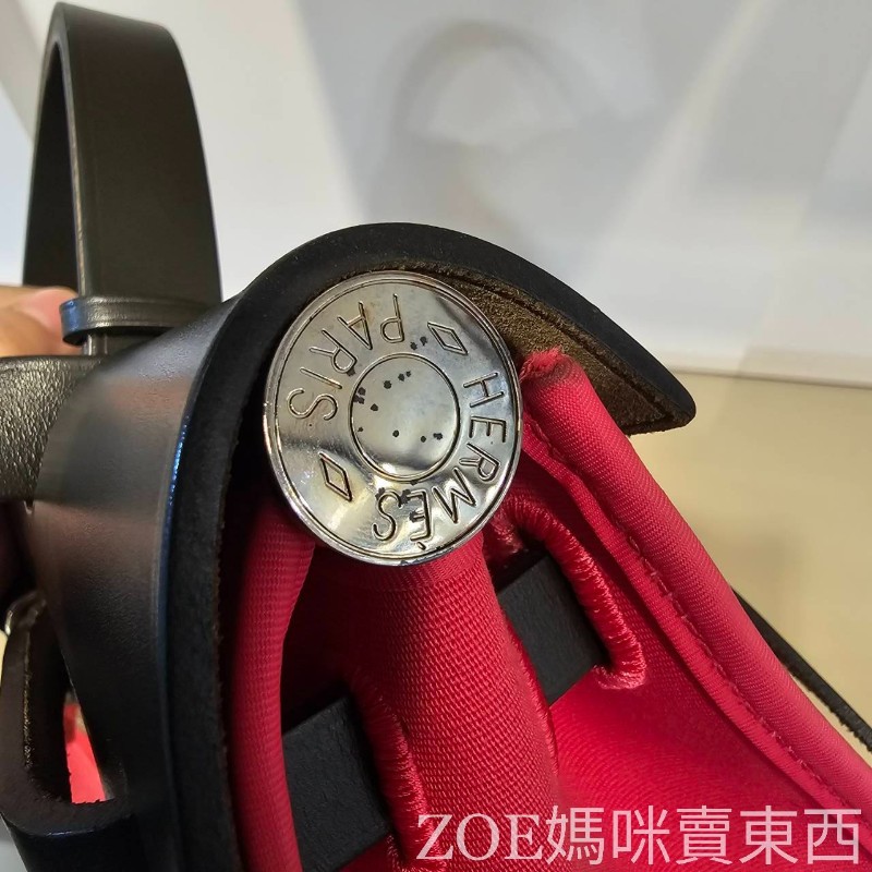 Hermes 桃紅色拼黑色牛皮 Herbag31-23