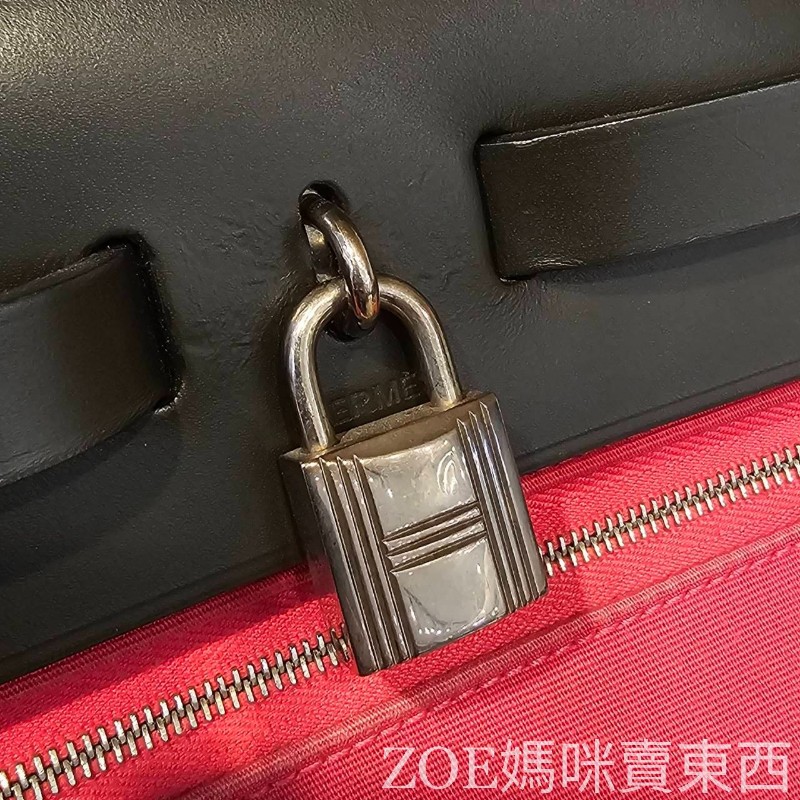 Hermes 桃紅色拼黑色牛皮 Herbag31-26