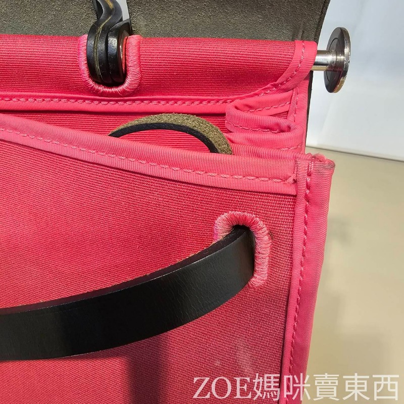 Hermes 桃紅色拼黑色牛皮 Herbag31-33