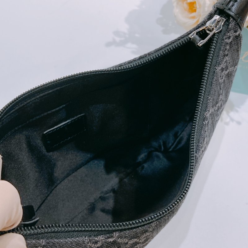 TW4615 Gucci 古馳 經典logo 雙G帆布 腋下包Horsebit Slim Small Shoulder Bag Black x PHW-9