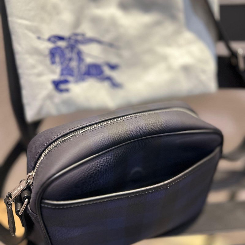 💎Han's house精品服飾💎BURBERRY Paddy 格紋 相機包 原價39900-3