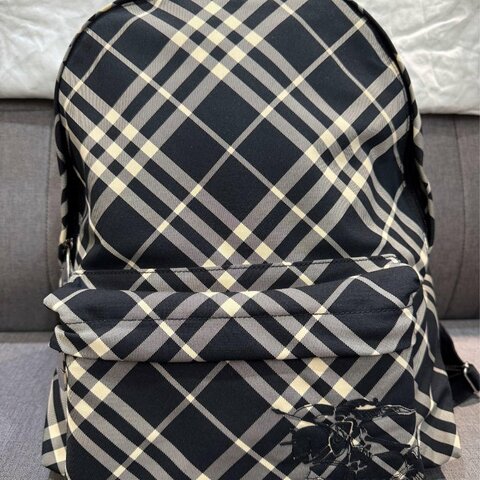 💎Han's house精品服飾💎BURBERRY 格紋 戰馬 後背包 30×14×42