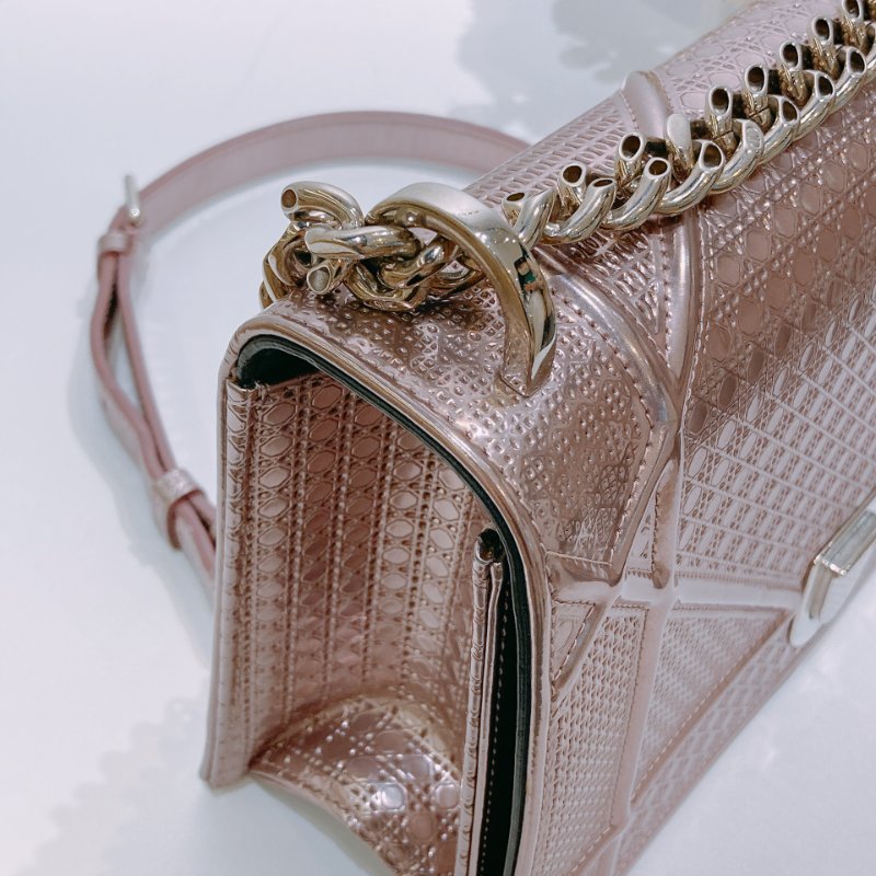 TW4617 Christian Dior 中號 盾牌 鏈條包 香檳金Medium Diorama Shoulder Bag Metallic Pink-9