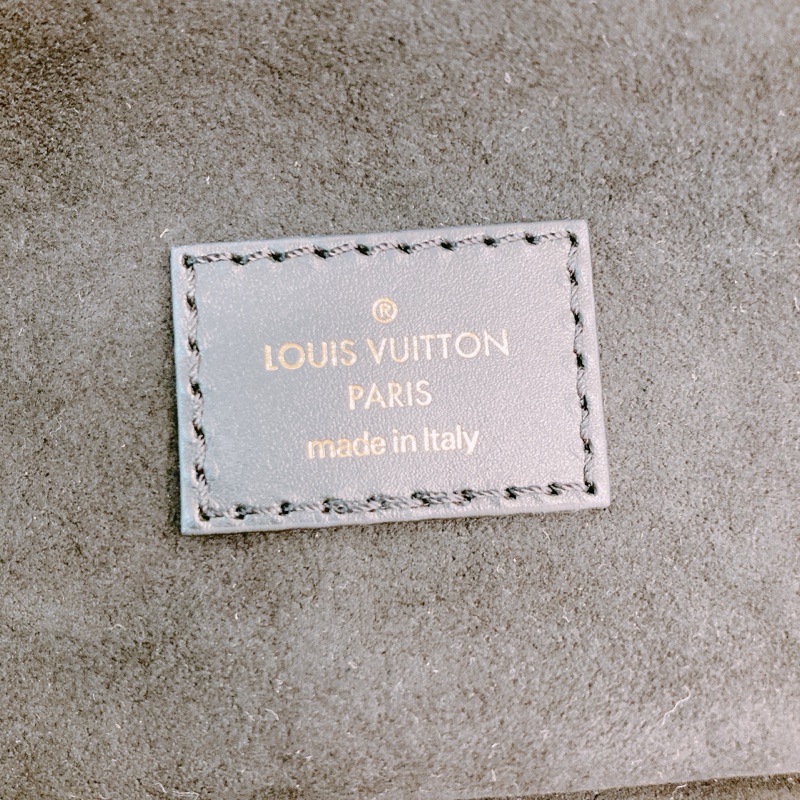 MS0423 LOUIS VUITTON 路易威登小號經典暗花紋化妝包包VANITY PM MONOGRAM EMPREINTE-16