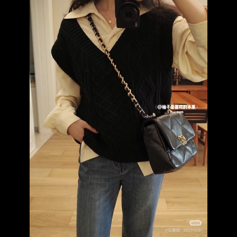 Chanel 香奈兒 黑色 芯片款 19bag 26公分-1