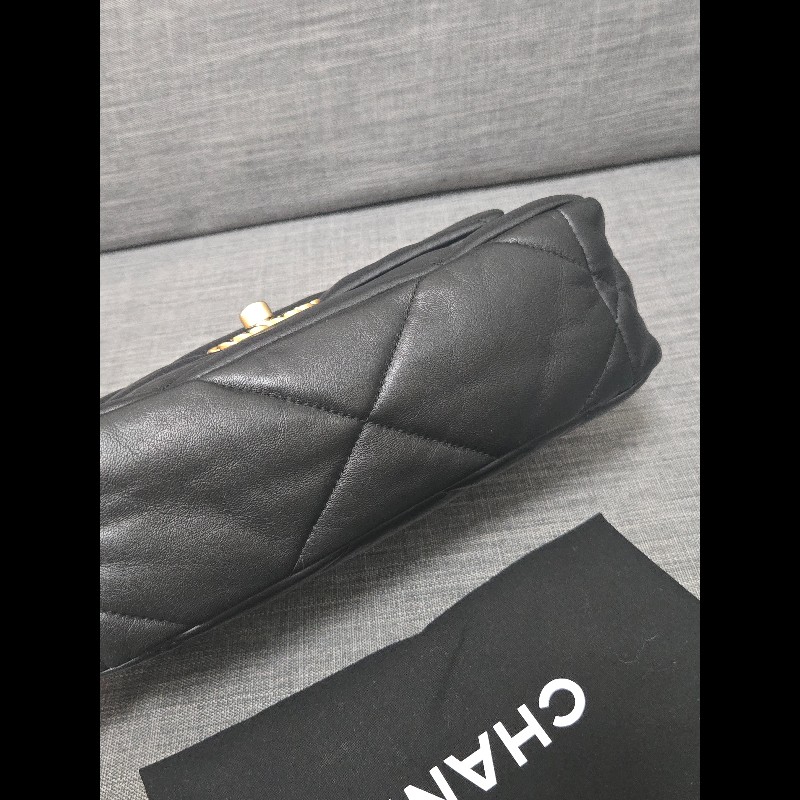 Chanel 香奈兒 黑色 芯片款 19bag 26公分-19